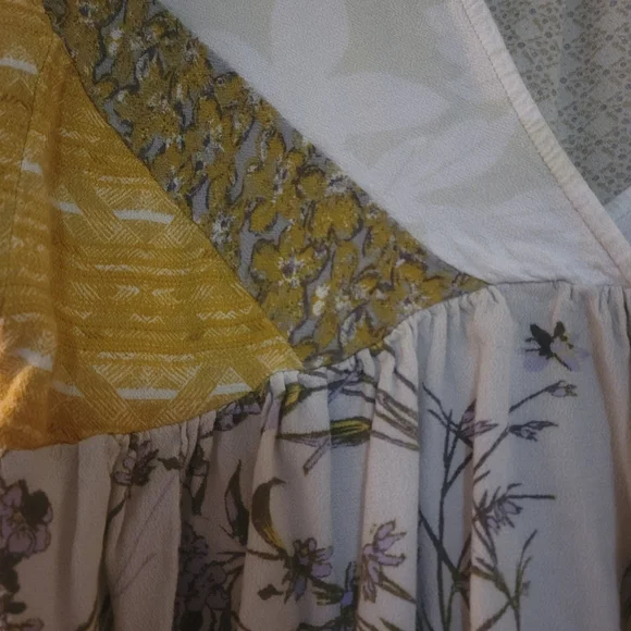 Cropped top - Picture 3 of 4